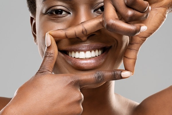 Brighten your smile instantly with advanced laser teeth whitening Basildon